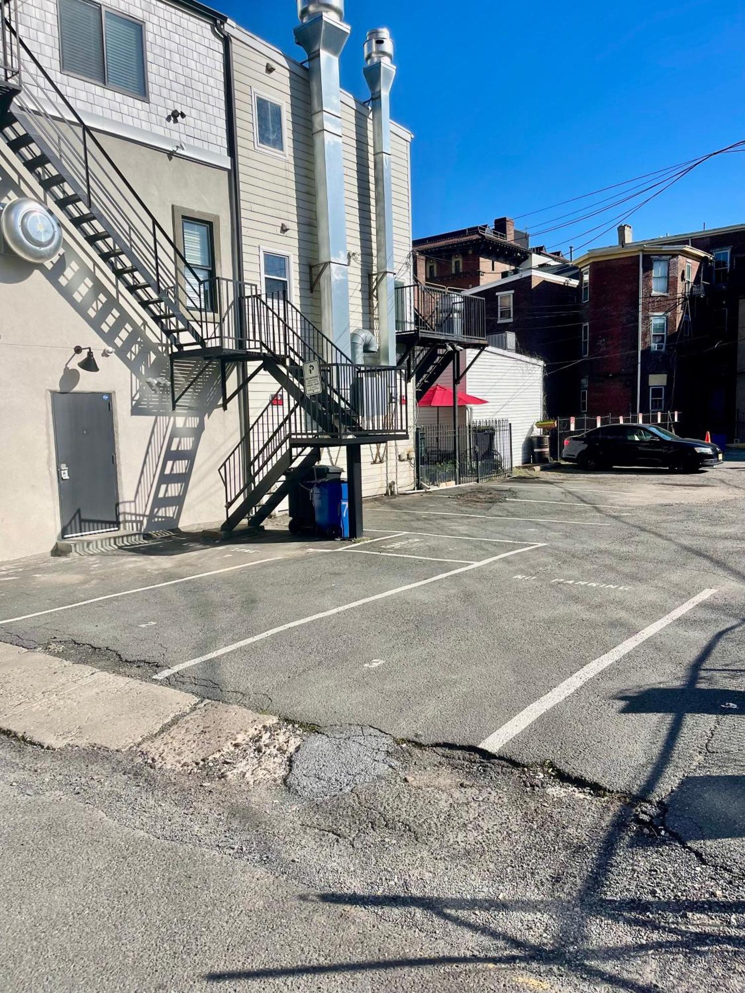 Modern Fully Renovated Suite & Loft In Downtown Trenton Luaran gambar
