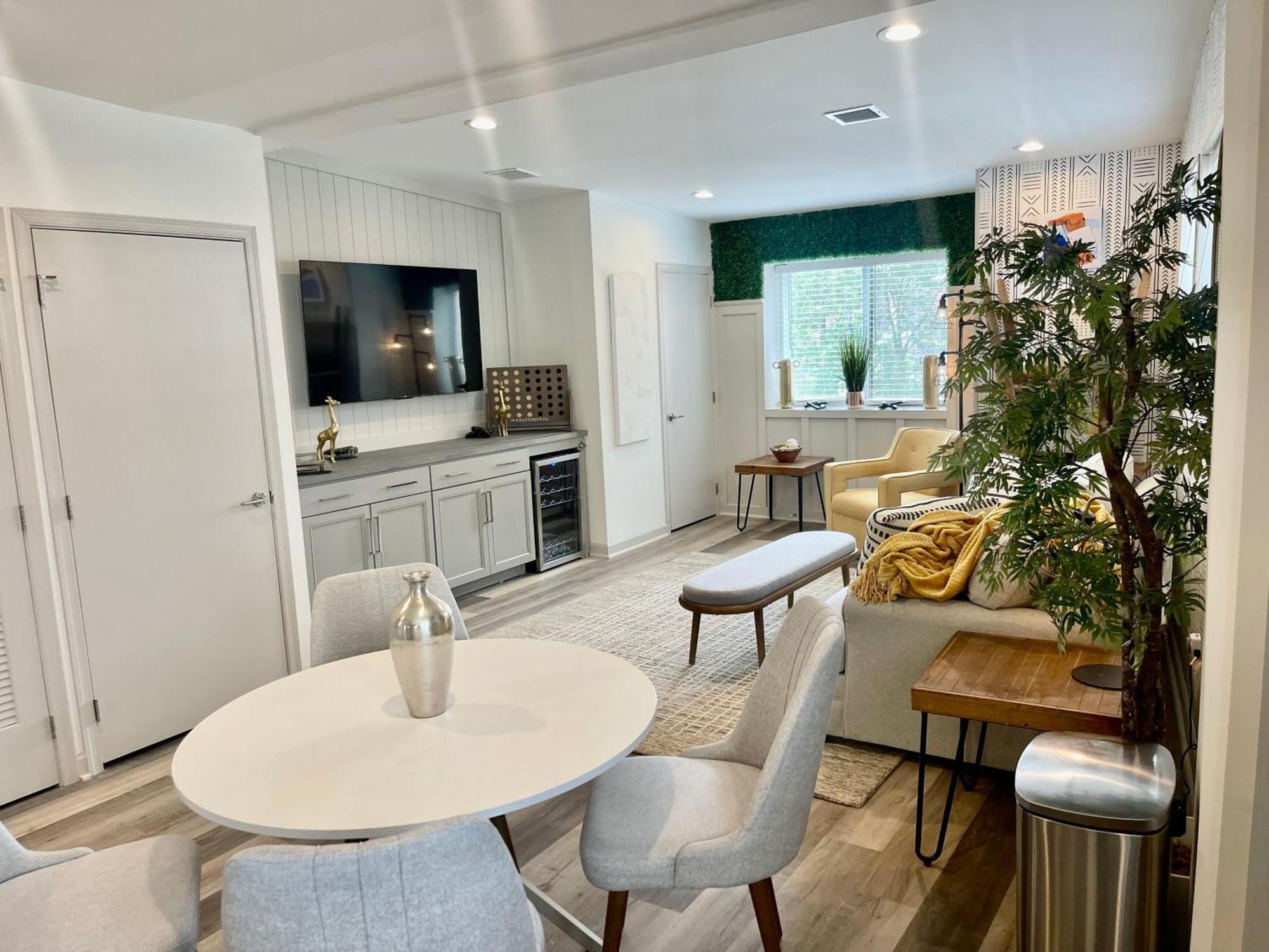 Modern Fully Renovated Suite & Loft In Downtown Trenton Bilik gambar